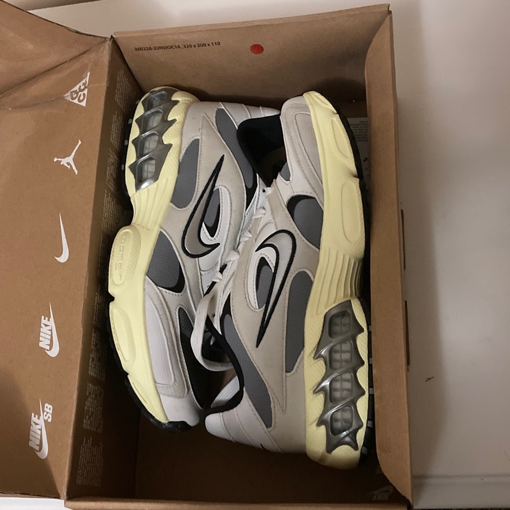Nike Cream and Gray Athletic Shoes